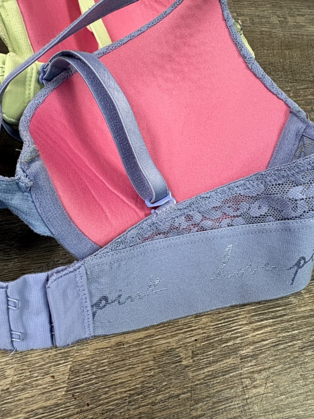 💕 Victoria’s Secret Pink Push-Up Bra Bundle – Size Medium (Approx. 34C) - Picture 15 of 16